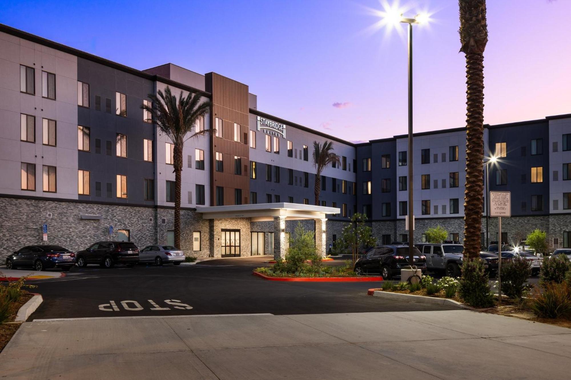 Staybridge Suites Eastvale - Norco By Ihg Kültér fotó